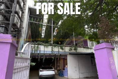 Fully Furnished Lounge for Sale at Hattisar!